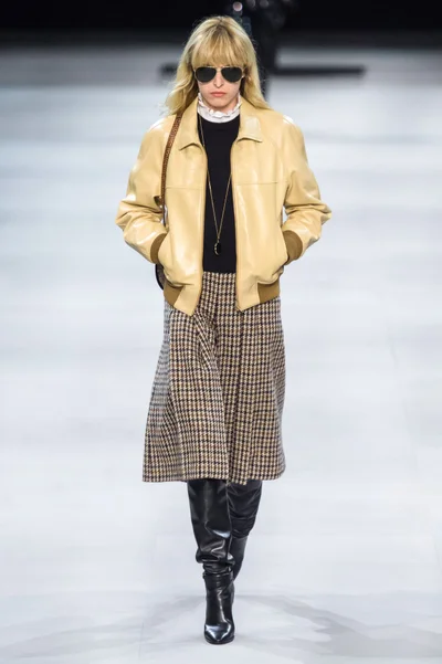 Look 30